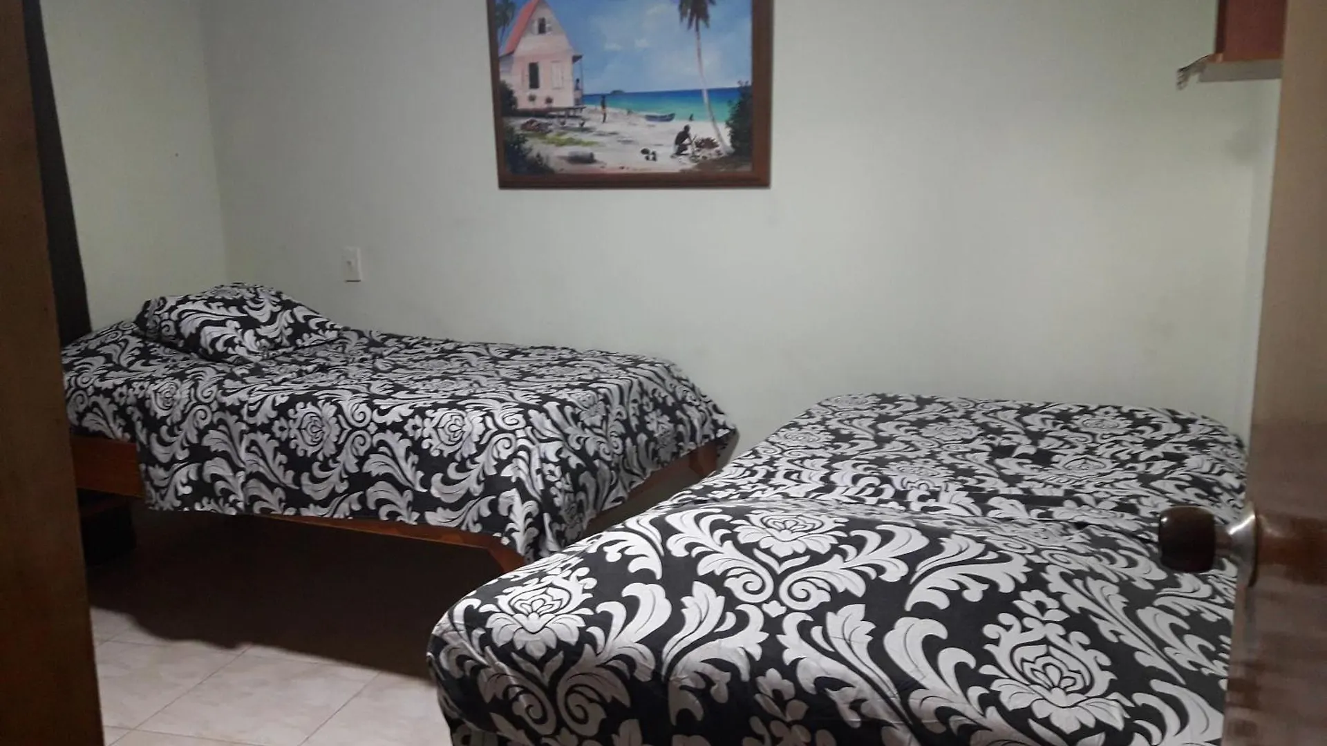 Aparta-Hotel Yinnam Arrieta San Andres  Colombia